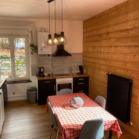 Gîte 3 étoiles L'apparté de G au calme avec balcon et parking privé Gérardmer Extérieur photo