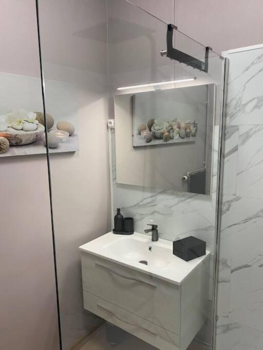 Gîte 3 étoiles L'apparté de G au calme avec balcon et parking privé Gérardmer Extérieur photo