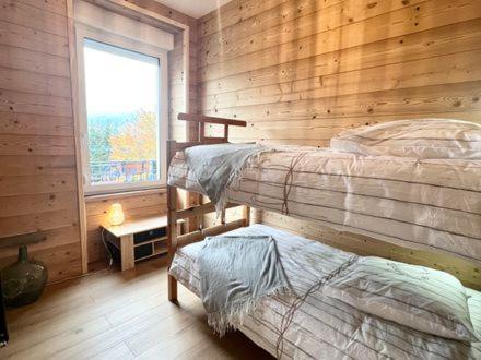 Gîte 3 étoiles L'apparté de G au calme avec balcon et parking privé Gérardmer Extérieur photo